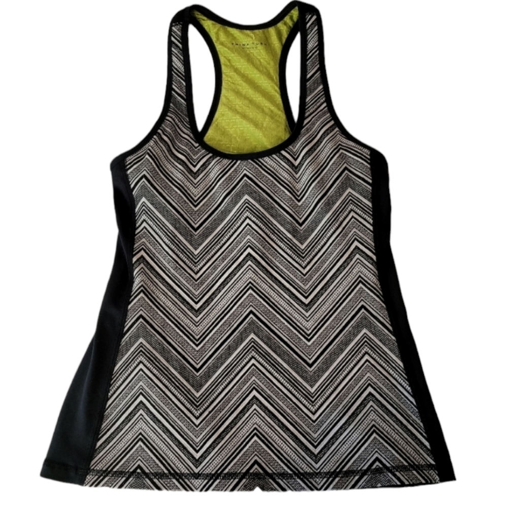 Trina Turk Recreation Tank Top Built in Bra Small Medium Black White Chevron Gym